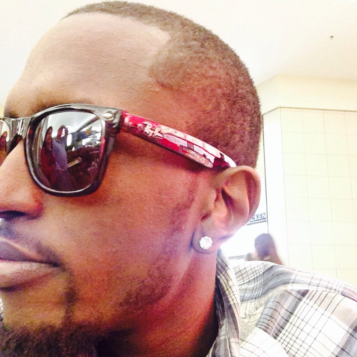 moentertainment's profile picture. 