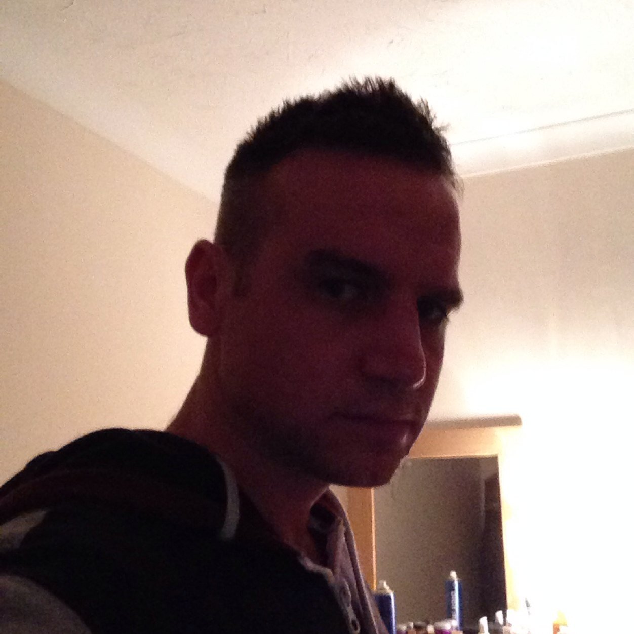 oliveryoung4's profile picture. 