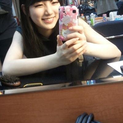 hyosuzy's profile picture. trying to break the bad habit