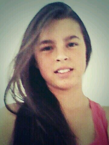 amo pizza,tv,dormi,comer,flor,filme e festa.