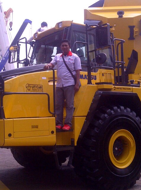 Jasa Trucking , Export , Import , kurir , warehousing dan Logistik ( HP : 0889 2380 899 )