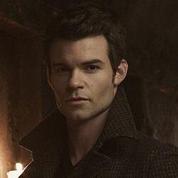 Vampiro original. El mas honorable de todos los Mikaelson, siempre cumplo mi palabra. Always and Forever