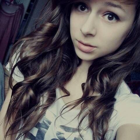 _bieber34's profile picture. Hayat güzel sanmıştım. .!

Meğerse. Kafam Güzelmiş.

Sonra Ayıktım..!!!