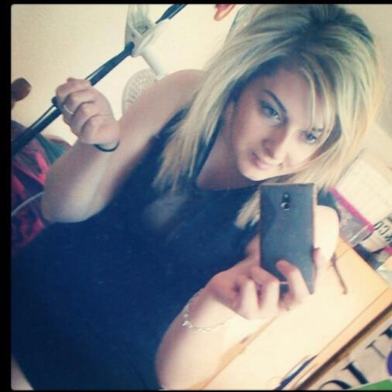 // Carlisle // Follow me, I'll follow backk :)