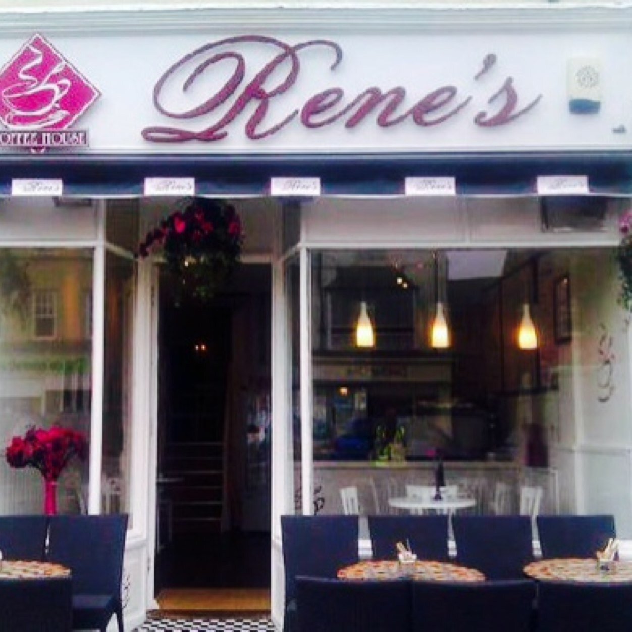 RenesTynemouth's profile picture. A delightful coffee shop/cafe right in the heart of Tynemouth..