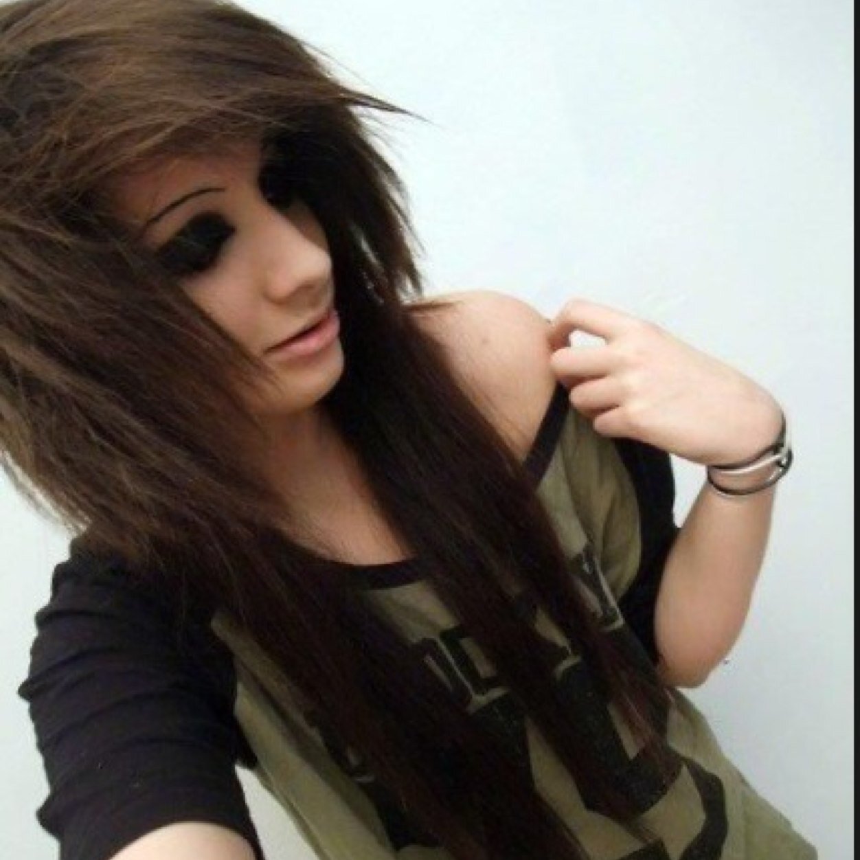 Je follow back ! Faites de même ! Mon instagram: rosaliadelca 
#TeamFollowBack #TeamBrune