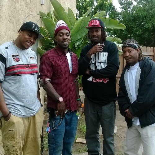 Money Makaz Muzik Group livin our dreams and gettin 2 tha #MONEY