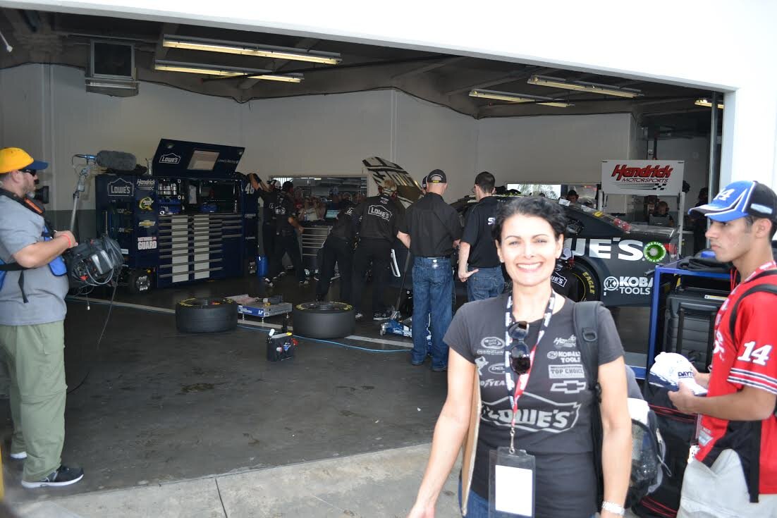 Mother of 3 / Wife / Nascar Fan