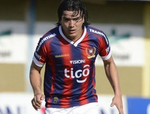 Esta cuenta fue creada en nombre del jugador que pone mas huevo en la cancha, que en cada partido deja alma y vida! Seguinos si sos Fans de Fidencio Oviedo16.