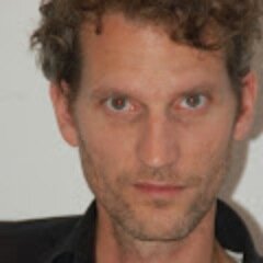 Exec. strategy director @ FHV BBDO in Amsterdam. This is my English language twitter feed. Please follow @arndjan for Dutch :-)