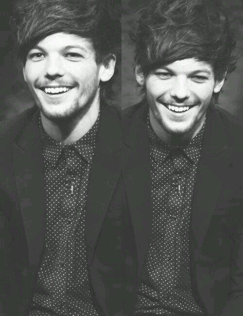 _onedaremysmile's profile picture. 'Se non mangi sei strana ma se non ami,se non dormi o se sei triste nessuno si preoccupa.'