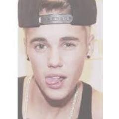 Follow me @L0veeBizzle @L0veeBizzle -----