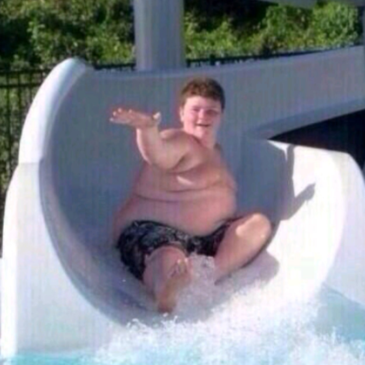 Work at sqwats genaral store, hmu, just a little white kid looking for nugget
