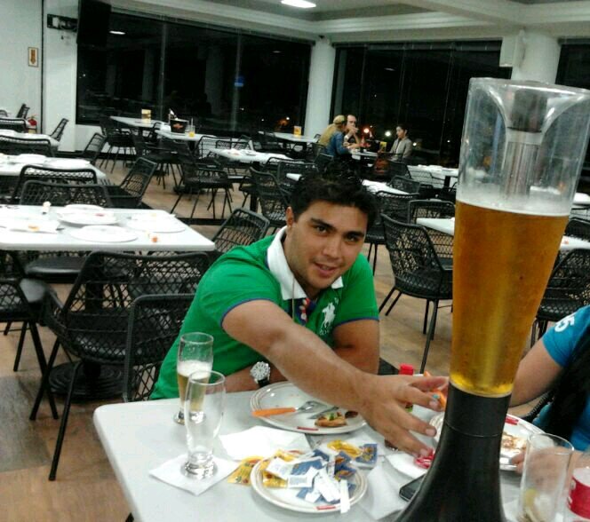 cricristiandari's profile picture. 