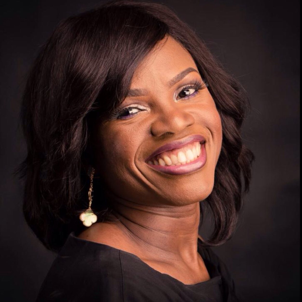 Expert on #personalfinance and #businessfinance, #writer and #speaker passionate about #coaching women on how to #earnmore and #buildwealth