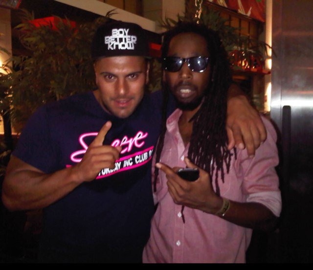 AroalaNights's profile picture. SnapChat : kflex_1