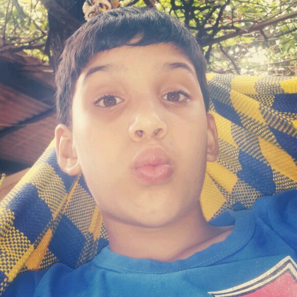 Agregame en fb'  Junior Domínguez González