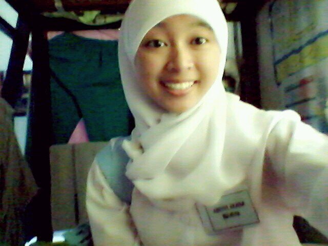 SMK Nusaputera 2 Semarang. Hobby : Listening to the music. Pin : 7568AFB9