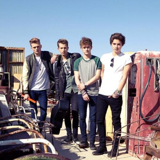 the vamps and 5sos