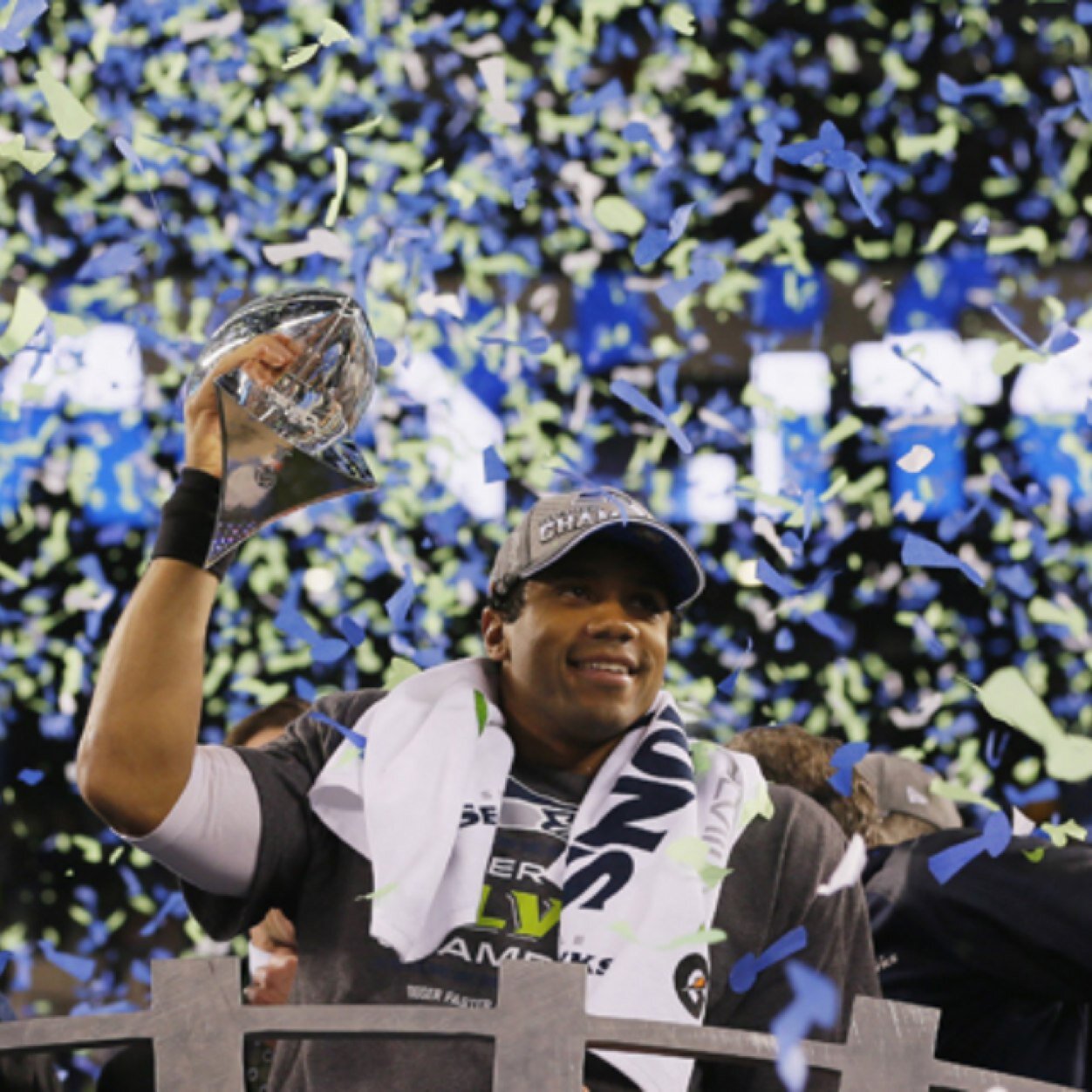 Bringing you the best and most original NFL pictures from the past and present