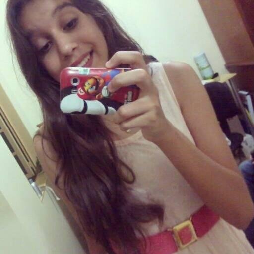 Amo animes,séries e a Tay S2