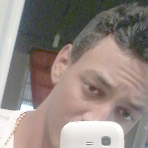 Desacreditar?? HAHAH Nem pensar...