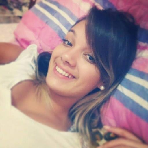 ' Se benze porque a sua felicidade vai ofender muita gente . ☆