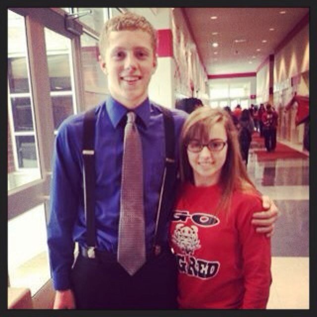 lomyers10's profile picture. 