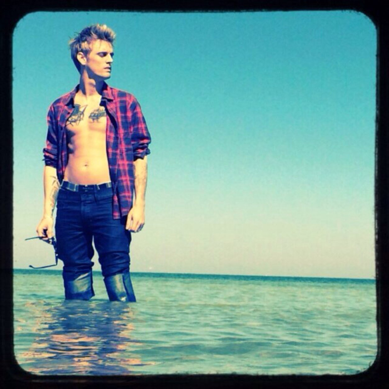 Proud fan of Aaron Carter! #aaronspartyneverstopped #aaroncartersback