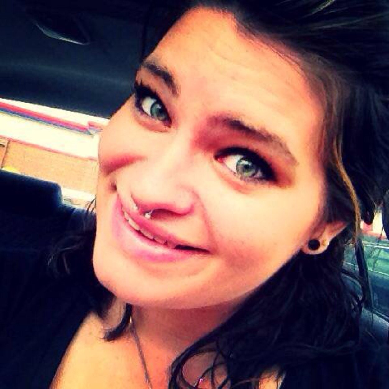 23 years young. Happily married. Proud mommy to my Pressley and Zoey! *write.YOUR.own.STORY*