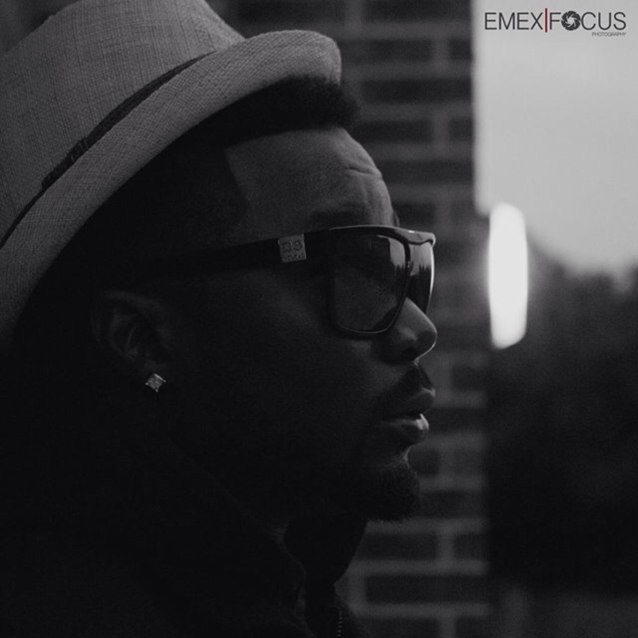 Creative genius *Music producer* model* graphic designer #Emexbeatz #Emexgraphix.really just google me. https://t.co/Lt7mrWnojP