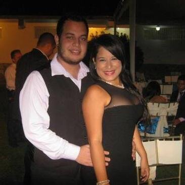Bueno soy Carlos un chico de Valencia que estudia Psicologia en la UAM tengo una novia maravillosa que me ama  se llama Rossa Silva ella es mi 26Perfect *_*