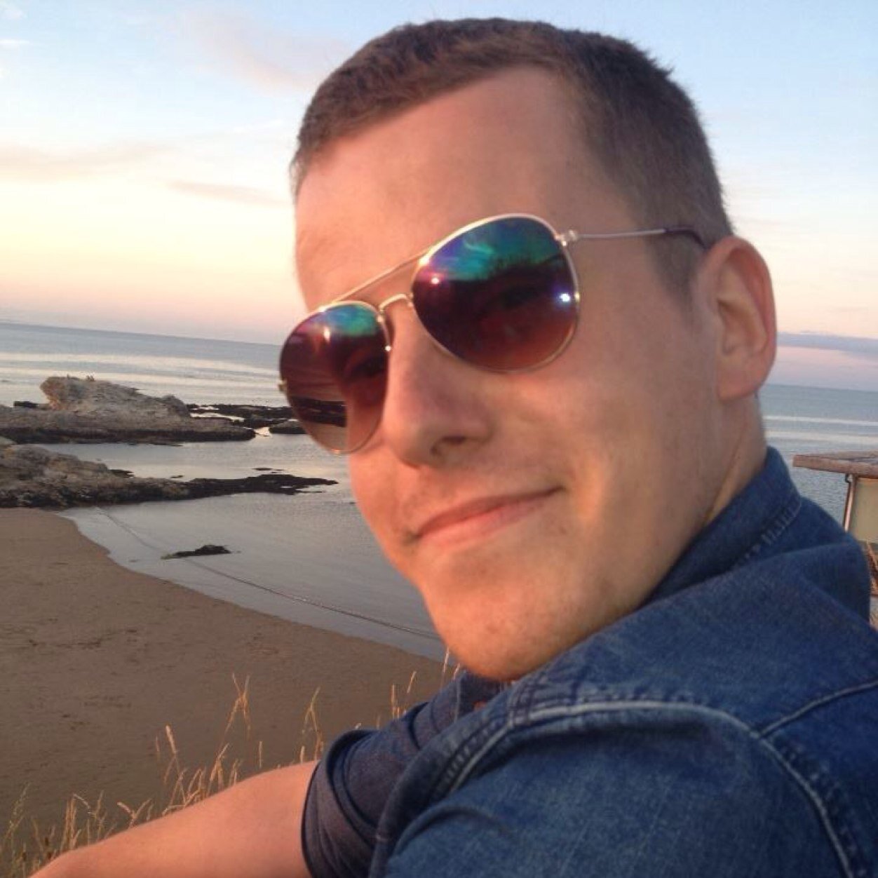 D1zzyDaz's profile picture. Life's too short...don't waste it!