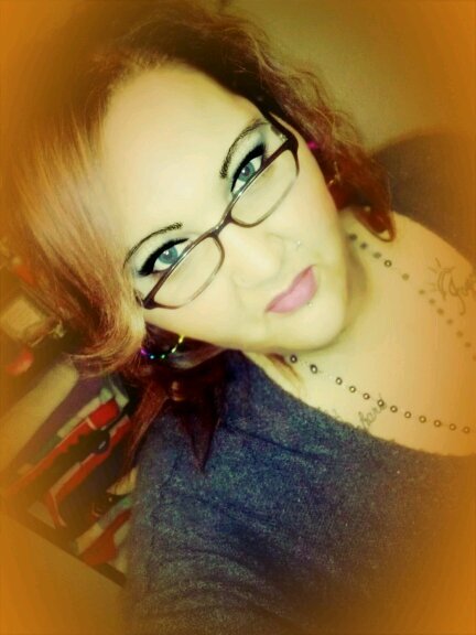 Im mixxd lightskinnd an live life day by day very blessed an thankful for every thing have learnd that taking things for granted in life aint right be greatful!