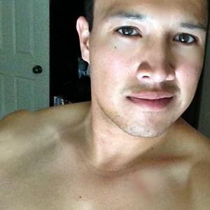 Opinionated, good ole' Texas boy with a fondness for hairy guys, science fiction, and tequila. #Howdy #TeamSmartass