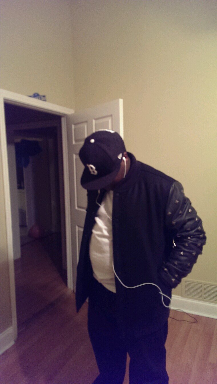 FUXKBOUTNUN the team respect all fear nun in it for the love of money period....