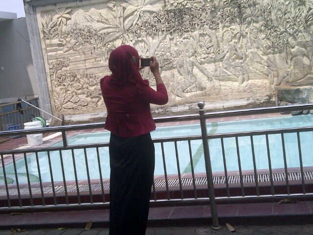 Muslimah low profile