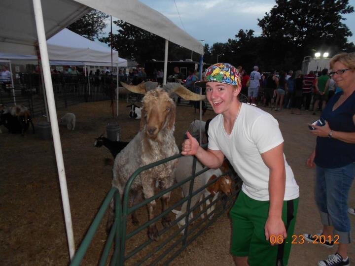 sxymnckmyke's profile picture. Soundcloud: http://t.co/8BNUUDKmIn  Bandcamp: http://t.co/ArvcCvEnRl
0.o