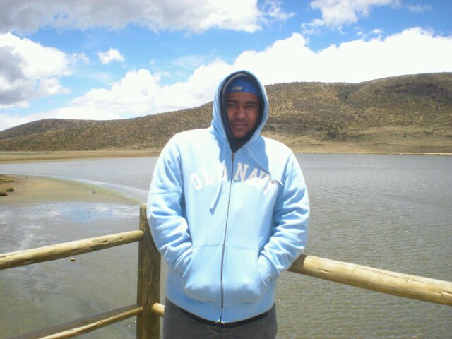 antonioospino's profile picture. Venezolano 100%, buen amigo, hermano, hijo, compadre, soy aprendiz de. todo oficial de nada!!!  ComeArepa!