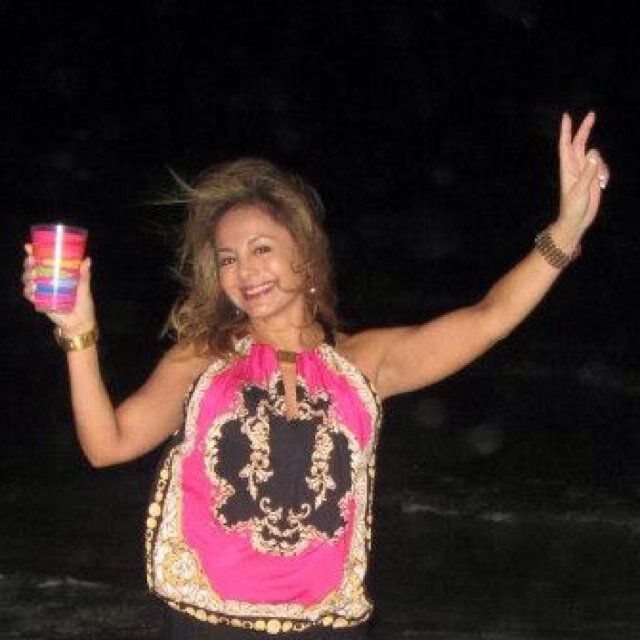 asesora de imagen, emprendedora, soñadora y también feliz disfrutando la vida !!