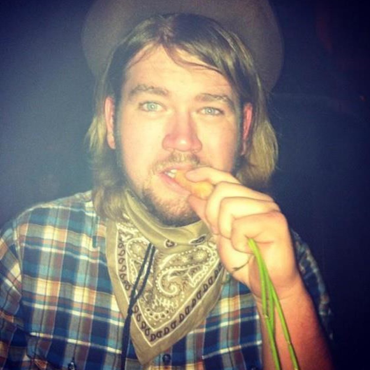 MaxwellBerger's profile picture. Pobody's Nerfect. This mess is a place.