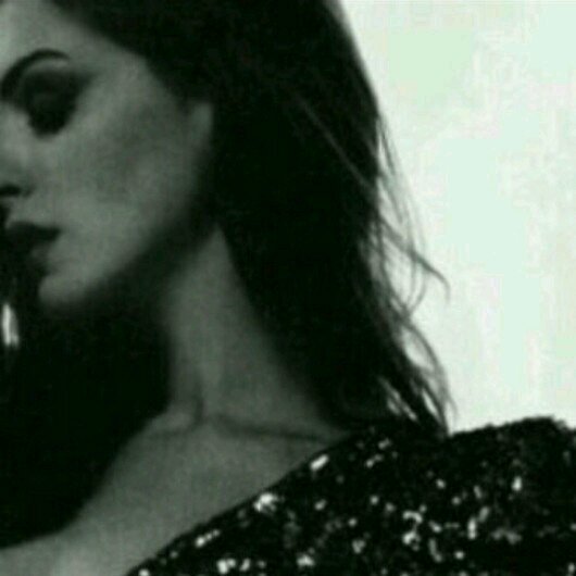 عشقي لك أكبر من غلا إنسان لإنسان إحساس ما كل البشر يفهمونه..* ......