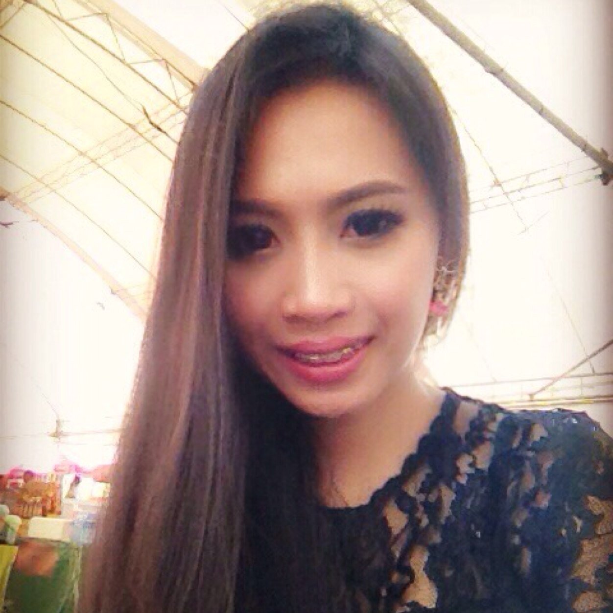 linly_p's profile picture. 