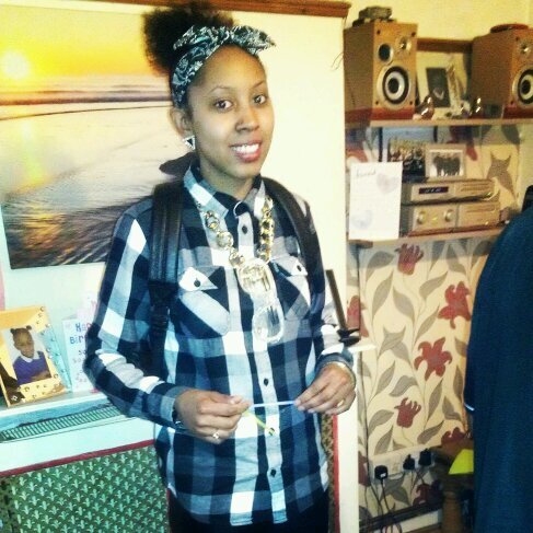 letitia_cl's profile picture. I am an entrepreneur, a carpentress, a footballer, a designer, trainee Accountant and just wanna have a good time :-p