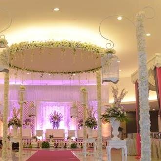 bellucciwedding's profile picture. Full Service Wedding Organizer  Info: sms/WA : 089648624472/087824326432.Pin BB : 7CF3BFBF