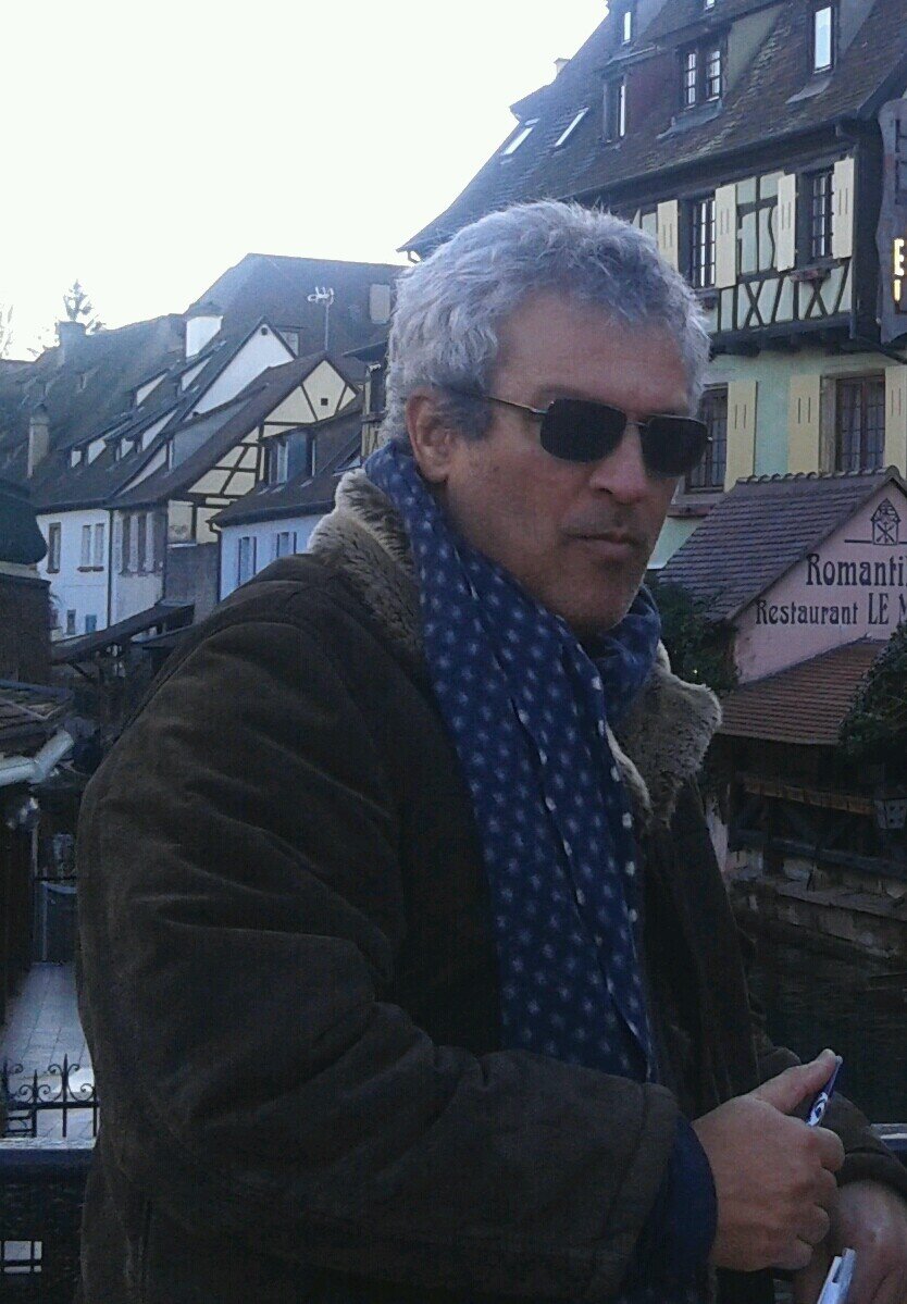 Periodista descreído, escéptico y agnóstico. Canario de Teror. Freelance. Le pego a todo, en el buen sentido.