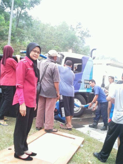 ayudek61's profile picture. 