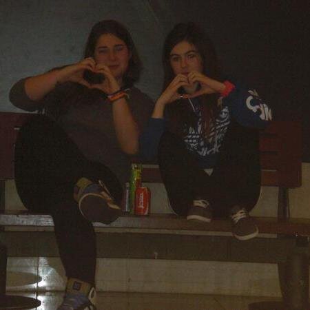 Somos las Pequeñas Cántabras de @chris7sanchez y @LilJsinger
Cuenta dedicada a ellos y a Dreamland         @CarmenBlue7058 & @JessyBlueheart