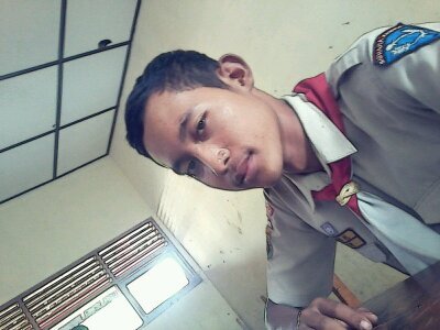 risqikikuk161's profile picture. 