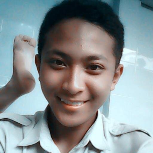 . q hrus bsa jd artis biar bsa ngbahagiain ortu .
. Dan jalani hidup dgn penuh semangat and Do More
